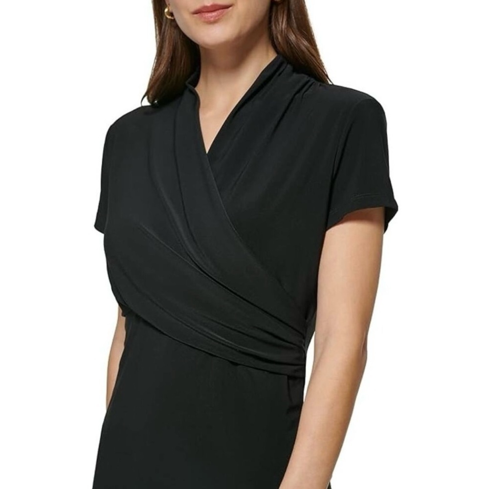 DKNY Women’s Short Sleeve Ruched Blouse Top Surplice Neck Black PS - Picture 2 of 9